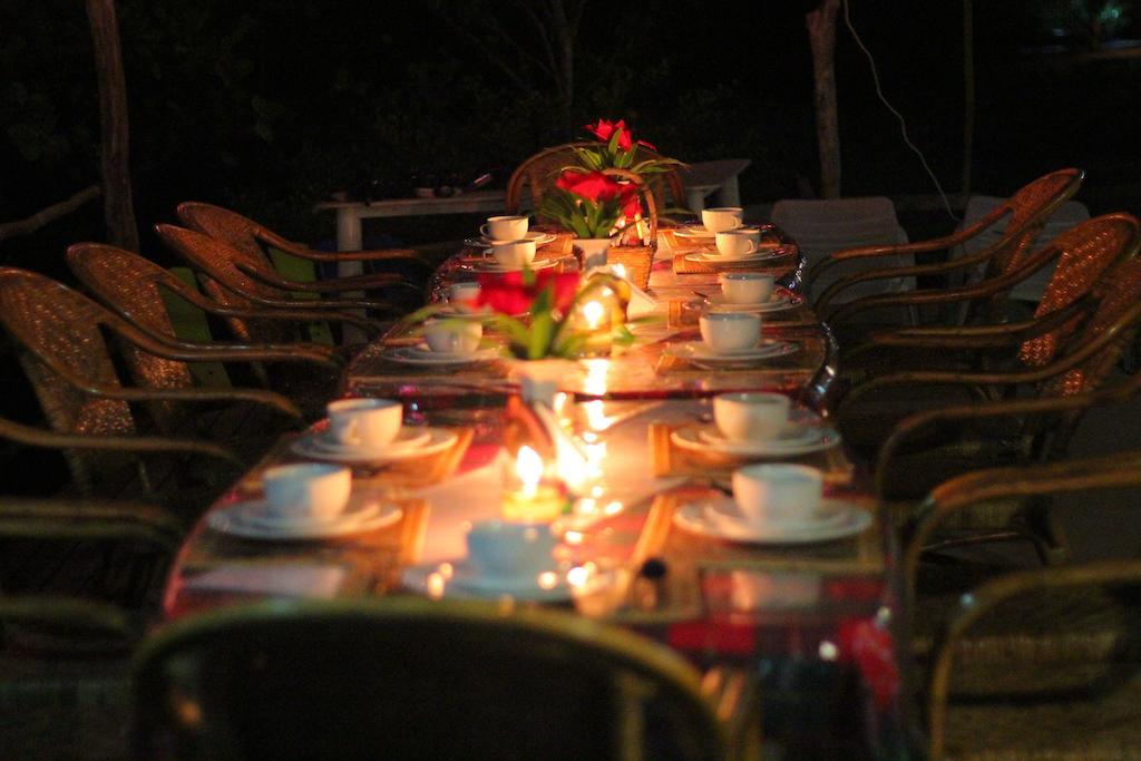 Discovery Island Resort Coron Exterior foto