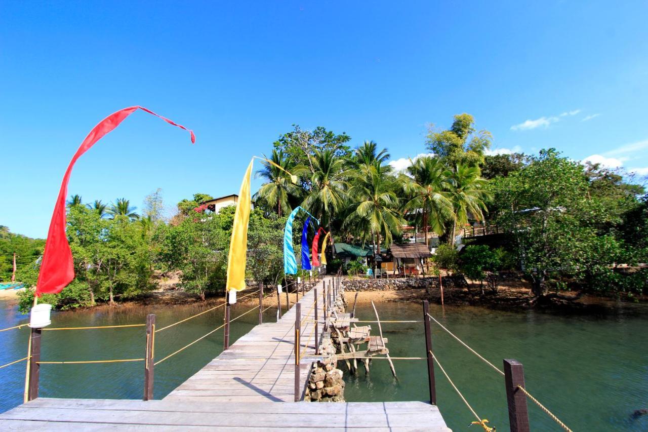 Discovery Island Resort Coron Exterior foto