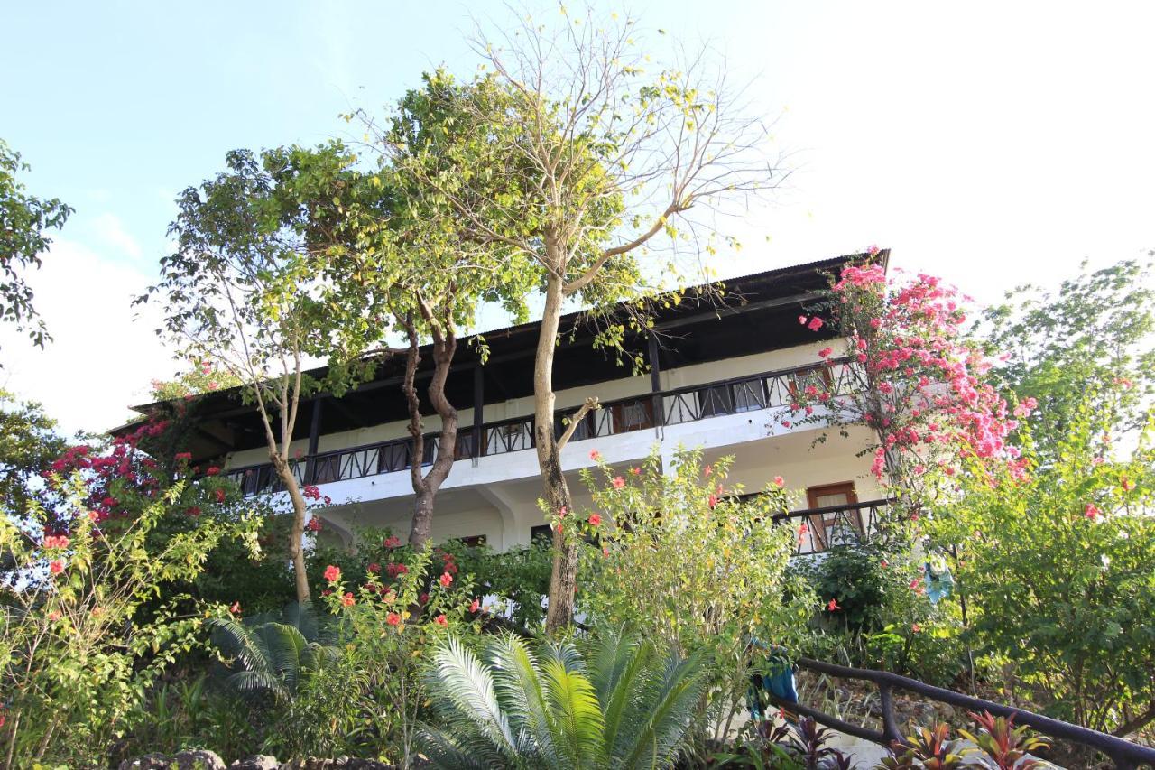 Discovery Island Resort Coron Exterior foto