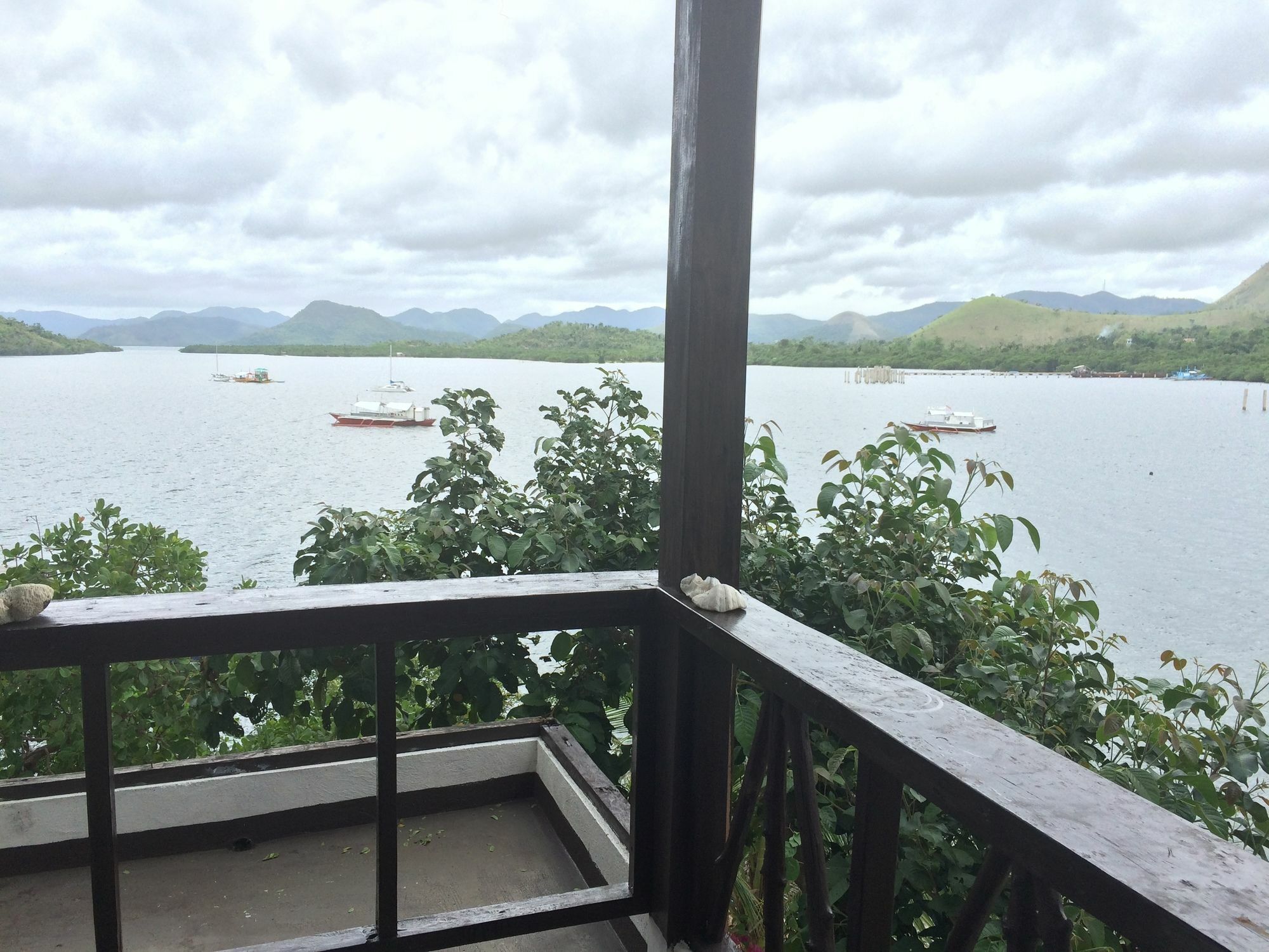 Discovery Island Resort Coron Exterior foto